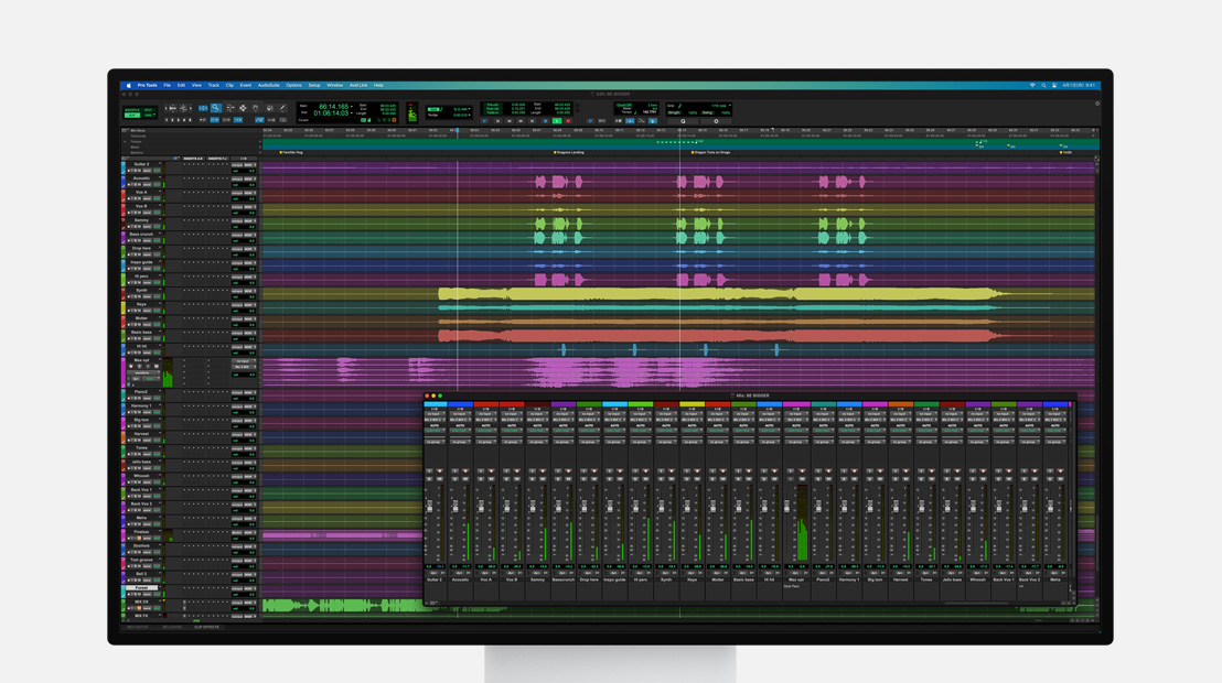 音楽の制作作業(yè)を表示しているPro Display XDRのスクリーン