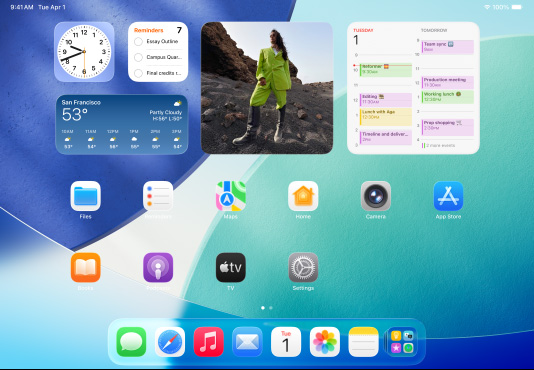 ?? ???? ?? iPad 3?. ??? ??? ??? ????, ???? Apple Pencil ??. ??? ??? ?? ???? Liquid Glass ??? ??? ???? ? ???? ? ???? ??? ??. ??? ???? ? ??, ???? Dock?? ?? ??? ??? ? ??.