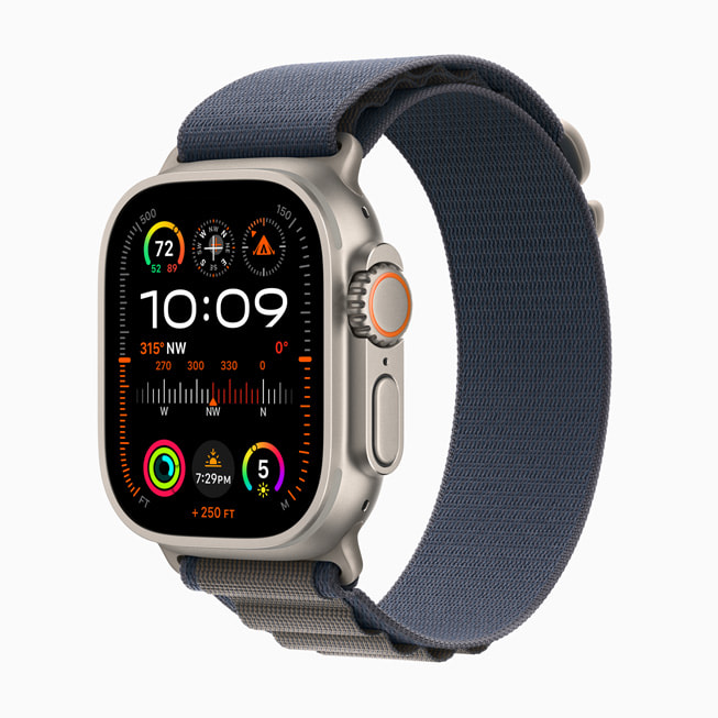 Apple Watch Ultra 2 ditampilkan dengan Loop Alpine biru gelap.