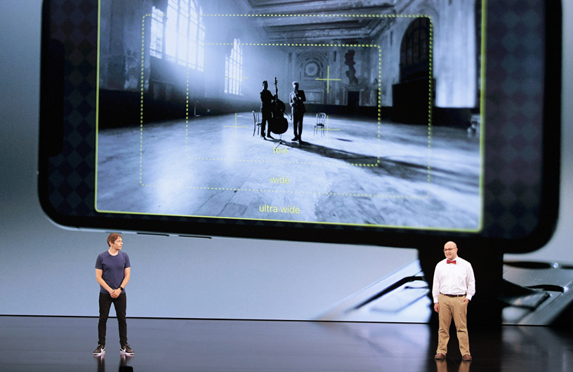??? ???? ????????? ????? ??? ???? ?????? ?? ???? Steve Jobs Theater.