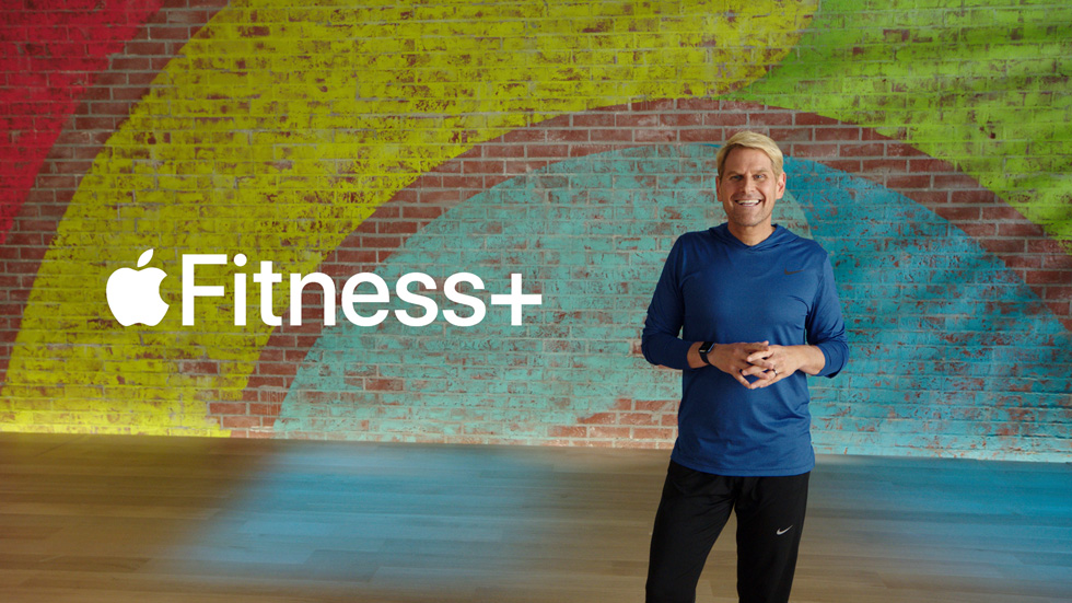 Jay Blahnik, Apple Fitness+’? tan?t?yor.