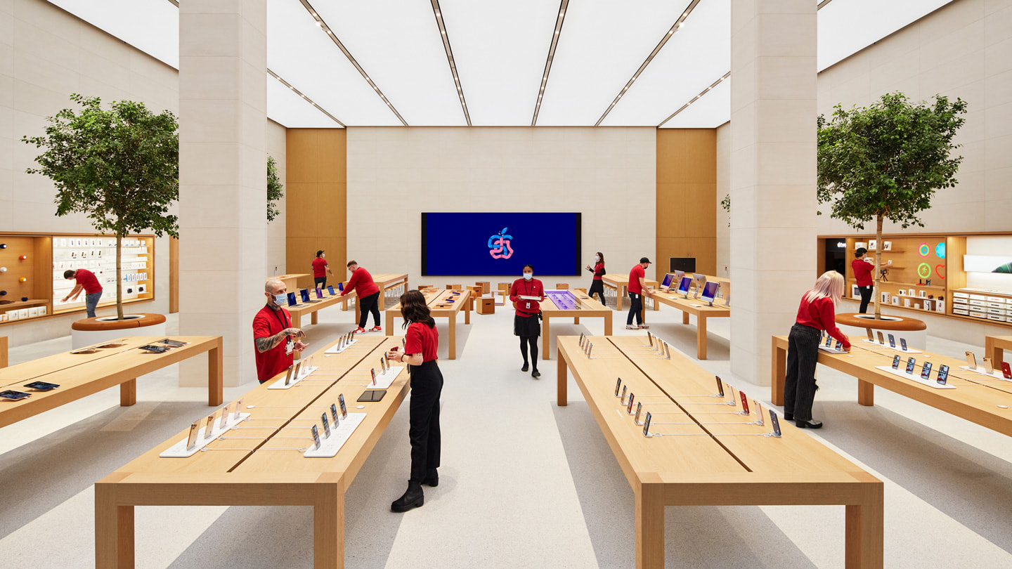 Los exhibidores de productos en Apple Rosenthaler Stra?e.
