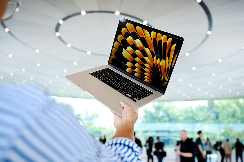 ??? ?????? ???? ???? MacBook?Air ???? 15???? ?????? ?? Apple?Park ???? ????? WWDC.
