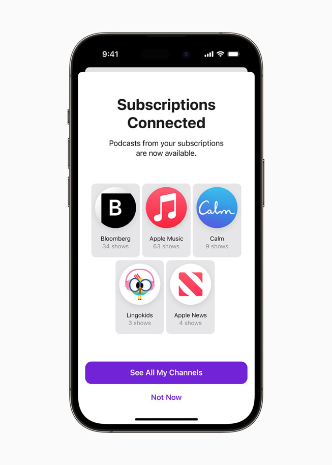 iPhone 14 Pro menampilkan podcast yang tersedia dari berbagai langganan yang dihubungkan.