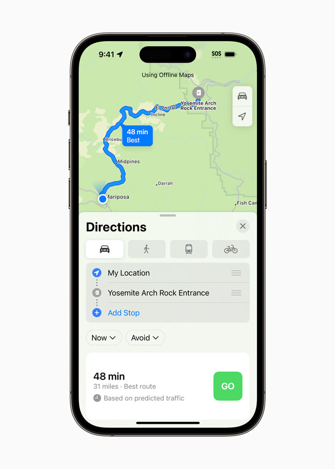 iPhone 14 Pro menampilkan peta offline dengan penunjuk arah ke pintu masuk Yosemite Arch Rock.