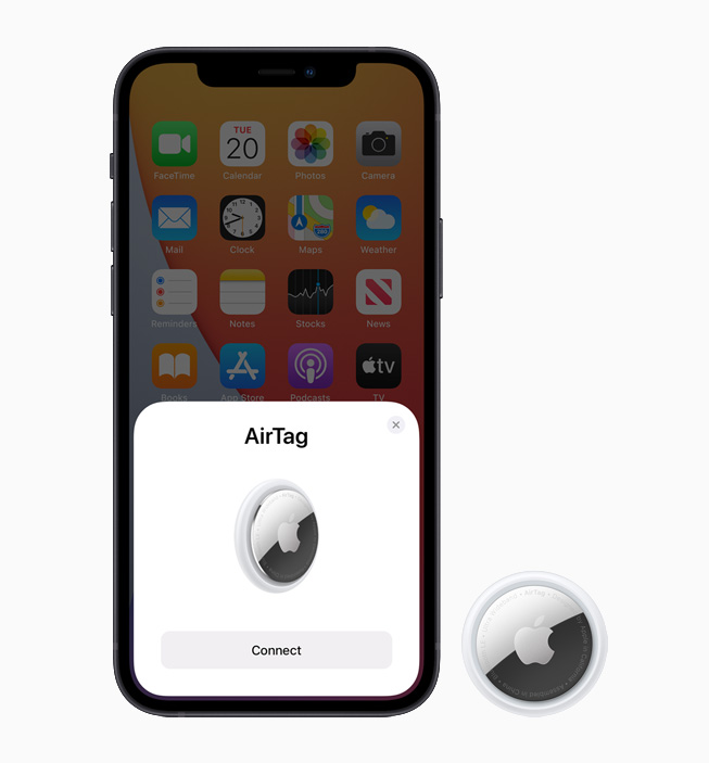 AirTag ayg?t? ve iPhone 12’de AirTag kurulum ekran?.