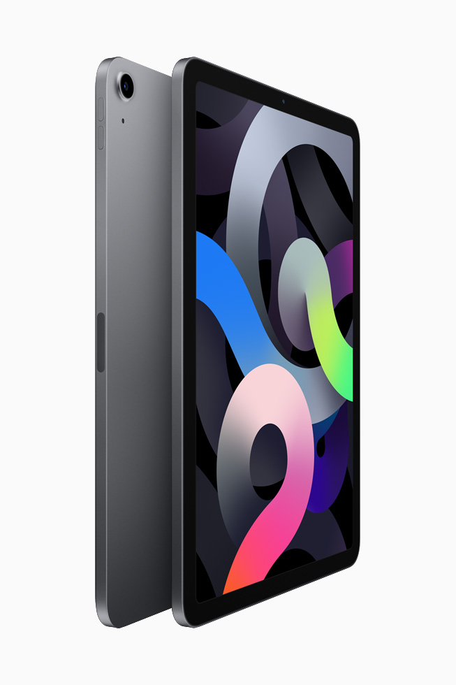 ?ki uzay grisi iPad Air s?rt s?rta.
