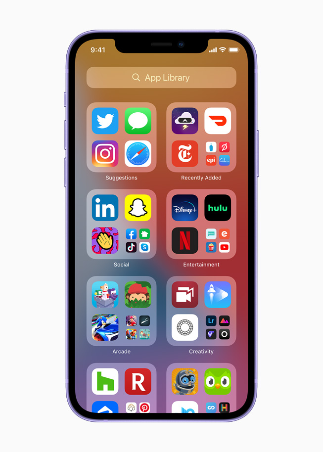 iPhone 12 ekran?nda iOS 14’ün Ana Ekran sayfalar?n?n sonundaki Uygulama Ar?ivi g?steriliyor.