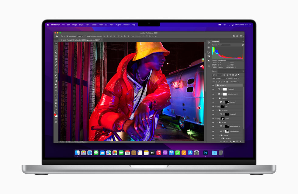 MacBook Pro’daki Liquid Retina XDR ekran g?steriliyor.