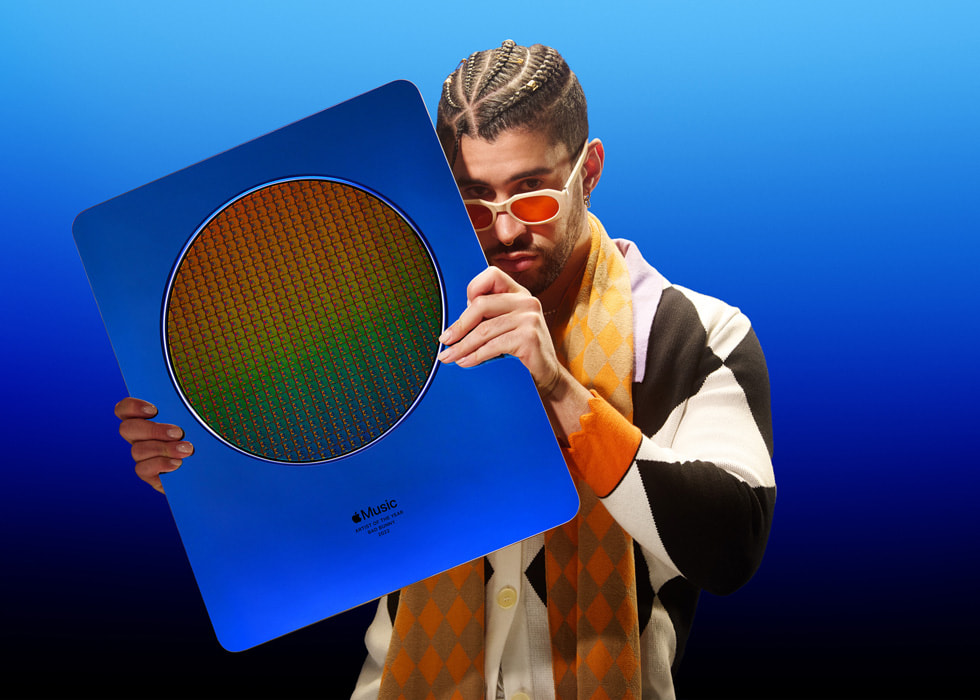 2022 Apple Music Y?l?n Sanat??s? ?dülünün sahibi müzisyen Bad Bunny oldu.