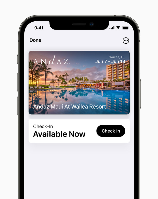 iPhone 12 Pro’daki Apple Wallet’ta dijital bir otel anahtar? g?steriliyor.