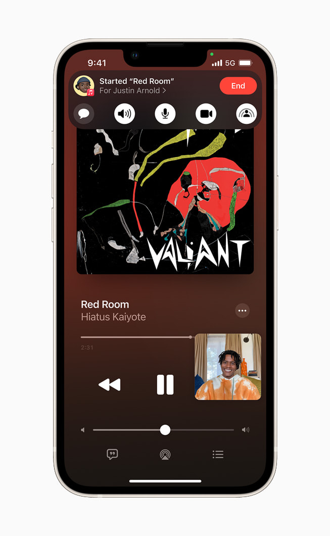 SharePlay in Apple Music on iPhone 13.