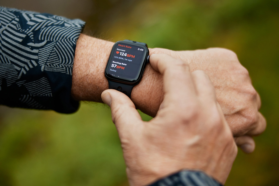 Bob’un bile?inde Apple Watch.