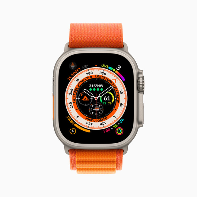 Turuncu Alpine Loop kay??l? Apple?Watch?Ultra Yol Rehberi saat kadran?n? g?steriyor.