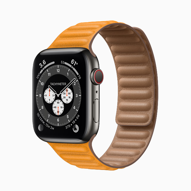 Apple Watch Series 6 搭配石墨色不鏽鋼錶殼。