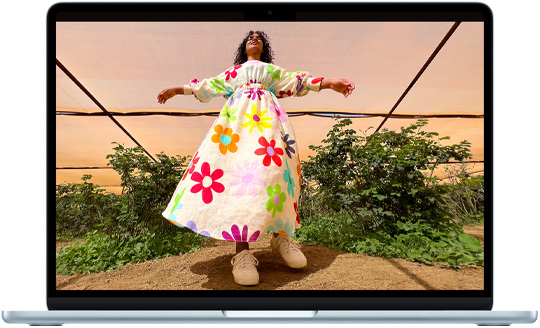 13?palcovy MacBook Air s displejom Liquid Retina