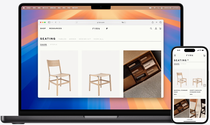 Macbook 與 iPhone 的螢?zāi)伙@示兩部裝置開(kāi)啟相同的 Safari 頁(yè)面