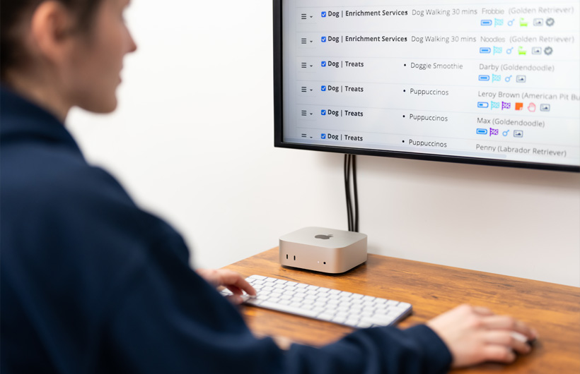 Mac mini 讓登入與查看接下來(lái)的工作任務(wù)變得輕鬆容易。