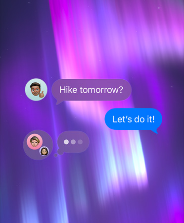 Conversation de groupe dans Messages, sur un fond abstrait rose, violet et bleu