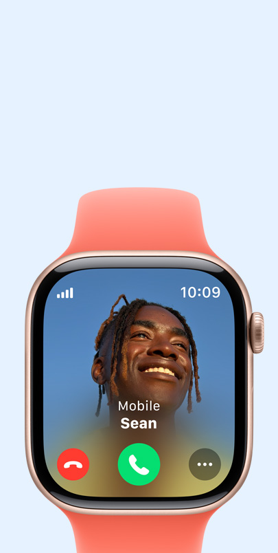 Apple Watch Series 10 с входящо обаждане.